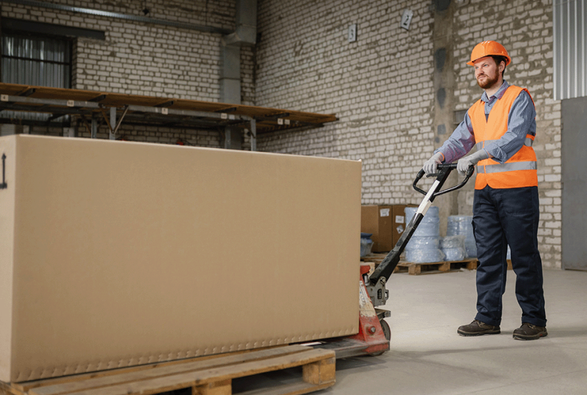 Paleteiras e Equipamentos Hidráulicos Essenciais para Logística, Armazéns e Indústria – Hidraumil é Referência no Setor